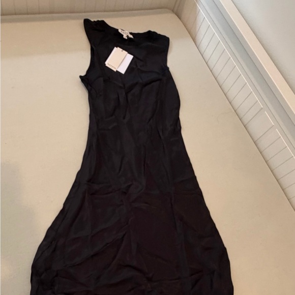 NWT-DULCE DRESS - Picture 3 of 4